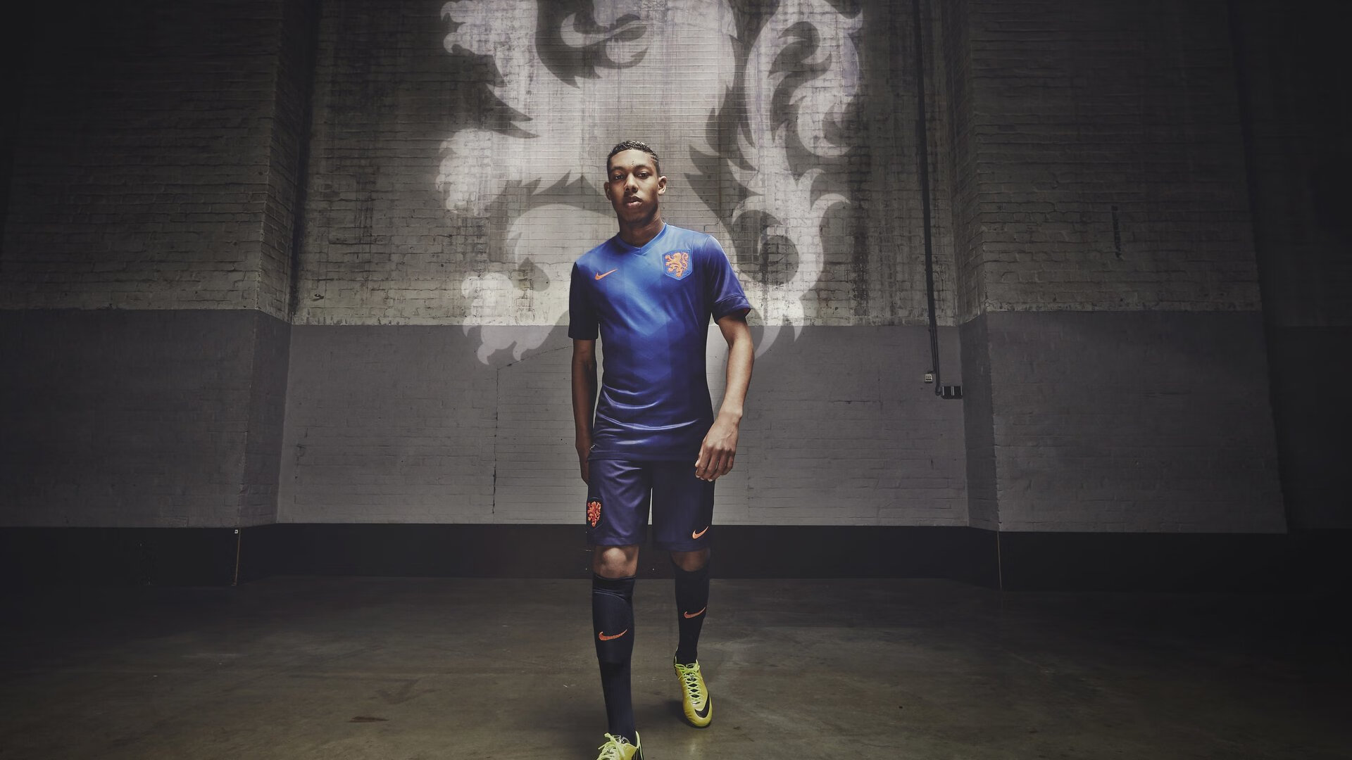 世界杯：体能数据表明小组赛后期运动员冲刺次数减少 教练适时调整轮换